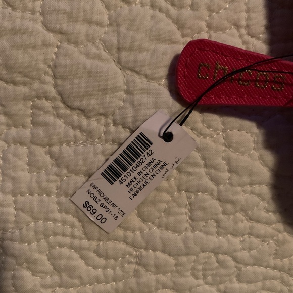 Chico’s Ikat zipper tote bag. Zipper sticks, but new with tag. - Picture 3 of 4